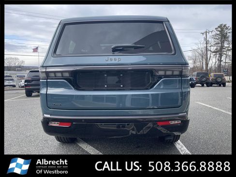 New 2026 Jeep Grand Wagoneer Limited AWD/4WD image 4