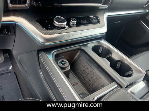 New 2025 Ford Expedition Platinum w/ Stealth Performance Package image 25