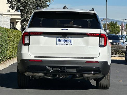 New 2026 Ford Explorer ST-Line w/ ST-Line Street Pack image 5