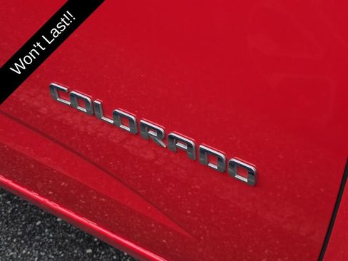 Used 2020 Chevrolet Colorado LT w/ LT Convenience Package AWD/4WD image 5