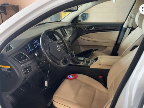 Used 2014 Hyundai Equus Signature image 9