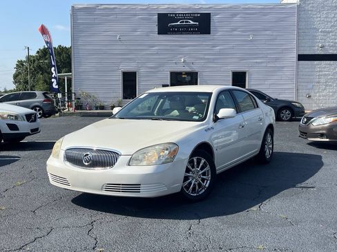 Used 2009 Buick Lucerne CXL FWD image 2