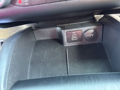 Used 2025 Ford Escape ST-Line Select AWD/4WD image 18