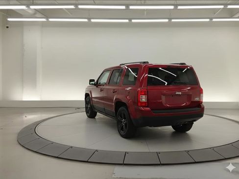 Used 2015 Jeep Patriot Sport w/ Power Value Group image 4