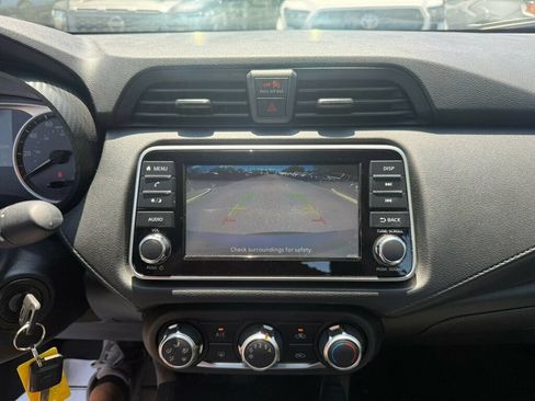 Used 2025 Nissan Versa S FWD image 6