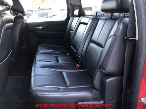 Used 2012 Chevrolet Silverado 2500 LTZ AWD/4WD image 18