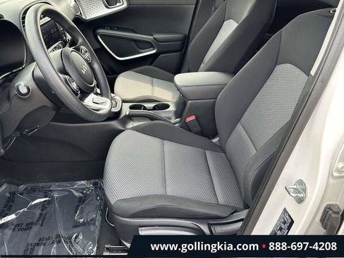 Certified 2023 Kia Soul LX w/ Option Group 015 FWD image 14