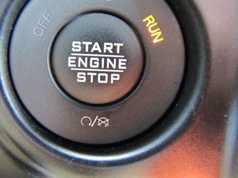 Used 2023 Jeep Wrangler Unlimited Sahara w/ Cold Weather Group AWD/4WD image 42