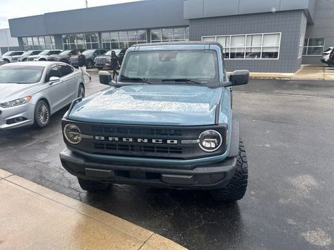 Used 2022 Ford Bronco 4-Door AWD/4WD image 3