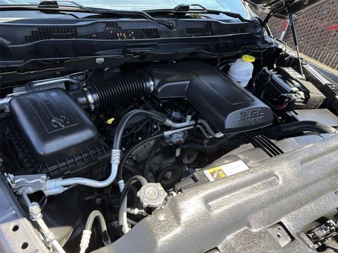 Used 2024 RAM 1500 Warlock AWD/4WD image 10