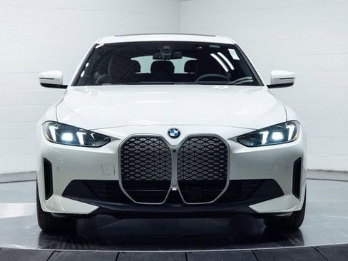 New 2026 BMW i4 xDrive40i image 7