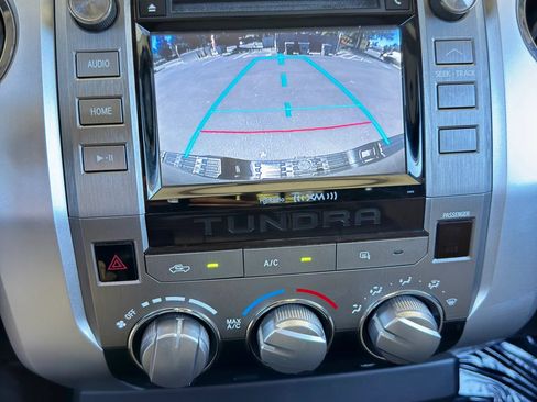 Used 2014 Toyota Tundra SR5 RWD image 7