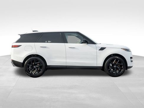 Used 2024 Land Rover Range Rover Sport SE image 8
