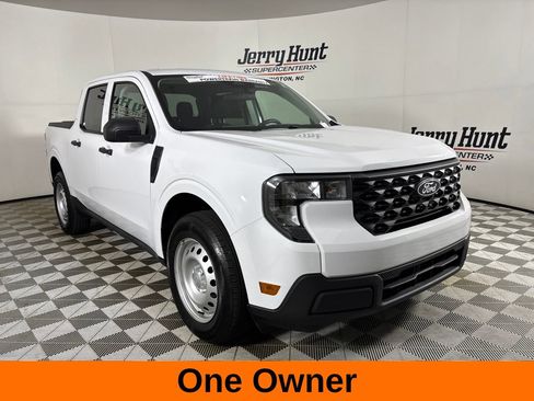 Used 2025 Ford Maverick XL FWD image 4