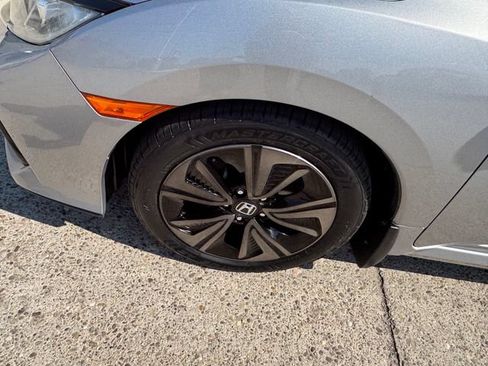 Used 2017 Honda Civic EX image 21
