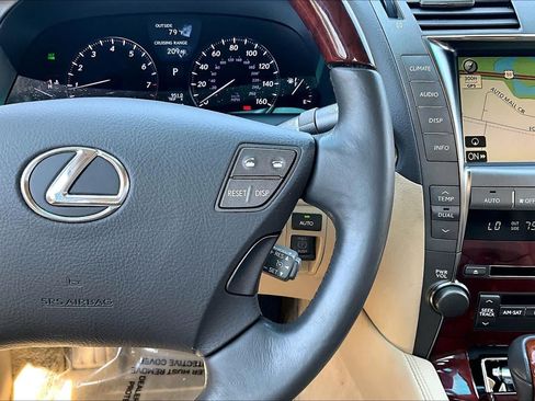 Used 2009 Lexus LS 460 RWD image 24