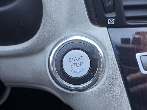 Used 2011 INFINITI M56 x w/ Deluxe Touring Pkg image 14