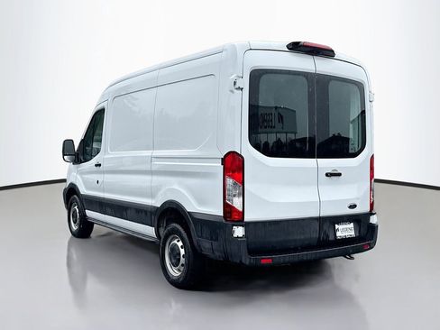 Used 2019 Ford Transit 250 130 Medium Roof image 7