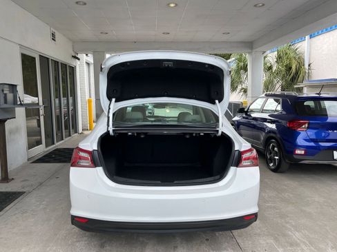 Used 2024 Chevrolet Malibu LT image 31