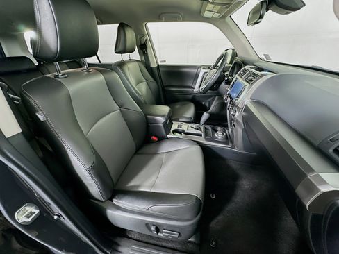 Used 2024 Toyota 4Runner SR5 Premium image 29