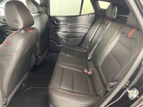 New 2026 Chevrolet Trax RS w/ Sunroof Package image 15