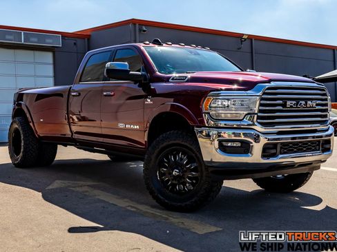 Used 2019 RAM 3500 Limited image 1