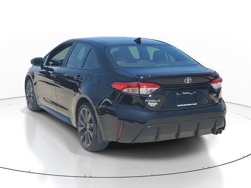 Used 2026 Toyota Corolla SE FWD image 4