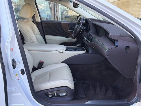 Used 2018 Lexus LS 500 image 13