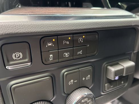 New 2026 Chevrolet Tahoe Premier RWD image 28