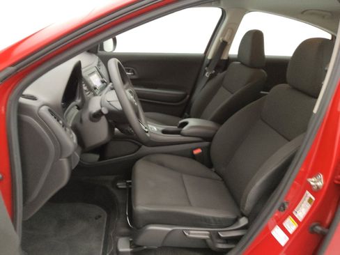 Used 2016 Honda HR-V LX image 17