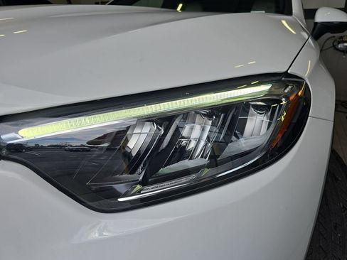 Certified 2023 Mercedes-Benz GLC 300 image 33