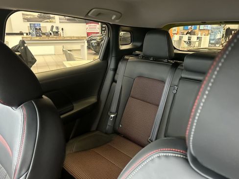 New 2026 Nissan Kicks SR w/ Cold Weather Package image 4