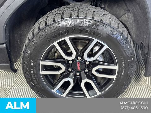 Used 2024 GMC Sierra 1500 AT4 w/ AT4 Premium Package AWD/4WD image 15