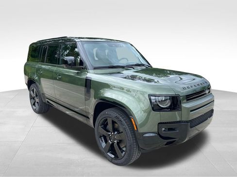New 2026 Land Rover Defender 130 X-Dynamic SE AWD/4WD image 7