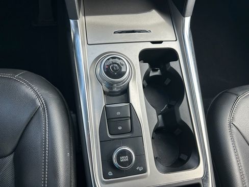 Used 2023 Ford Explorer Limited image 19