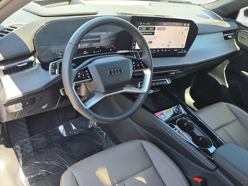 New 2026 Audi Q3 quattro 2.0T AWD/4WD image 16