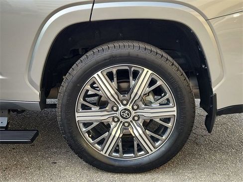 Used 2023 Toyota Sequoia Capstone image 33