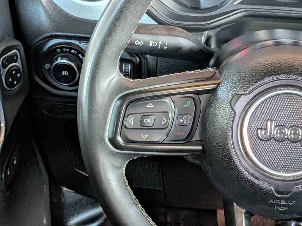 Used 2025 Jeep Wrangler Unlimited Sport AWD/4WD image 17
