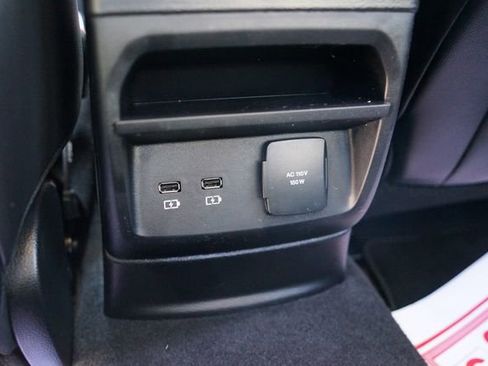 Certified 2019 Ford Ranger Lariat w/ Equipment Group 501A Mid image 8