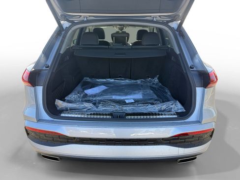 New 2025 Audi Q5 Premium image 17