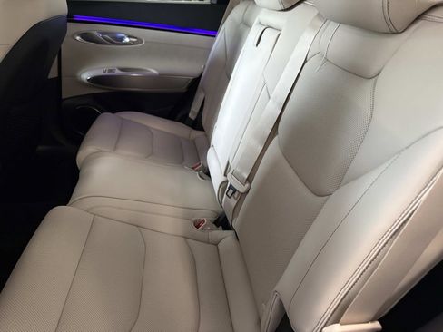 New 2026 Genesis GV70 2.5T Select image 13