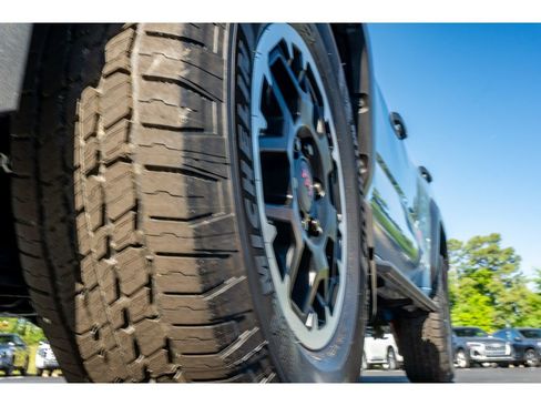 New 2026 Toyota 4Runner TRD Off-Road AWD/4WD image 9