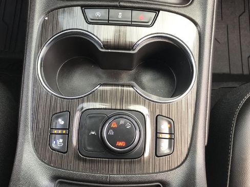 Certified 2023 GMC Acadia SLT w/ Elevation Edition AWD/4WD image 47