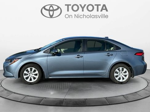 Used 2024 Toyota Corolla LE FWD image 2