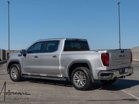 Used 2019 GMC Sierra 1500 SLT w/ SLT Premium Plus Package image 29