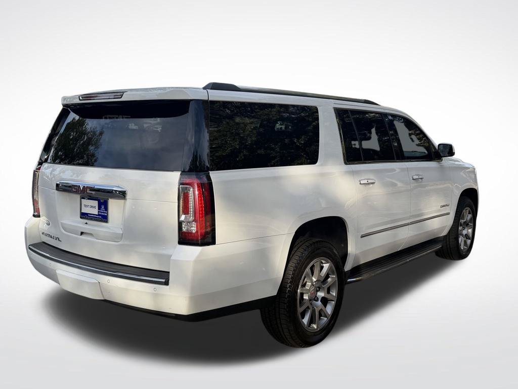 Used 2018 GMC Yukon XL Denali RWD image 6