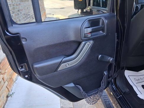 Used 2015 Jeep Wrangler Unlimited Sport AWD/4WD image 18