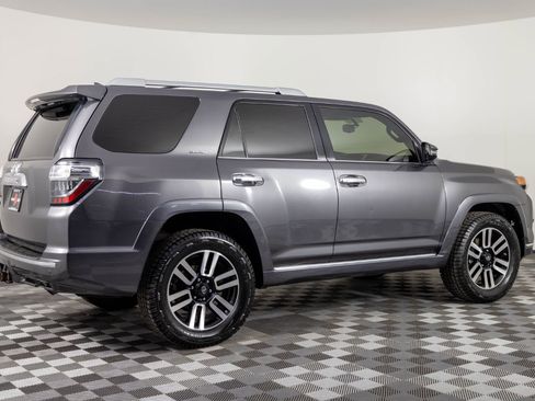 Used 2015 Toyota 4Runner Limited image 8