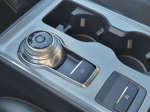 Used 2023 Ford Edge ST image 23