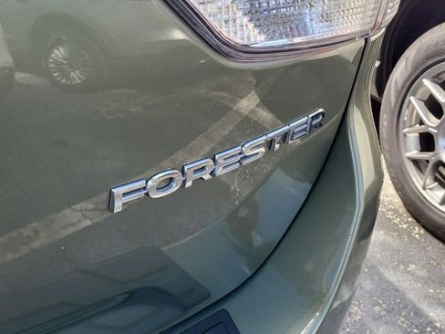 Used 2021 Subaru Forester Limited AWD/4WD image 6